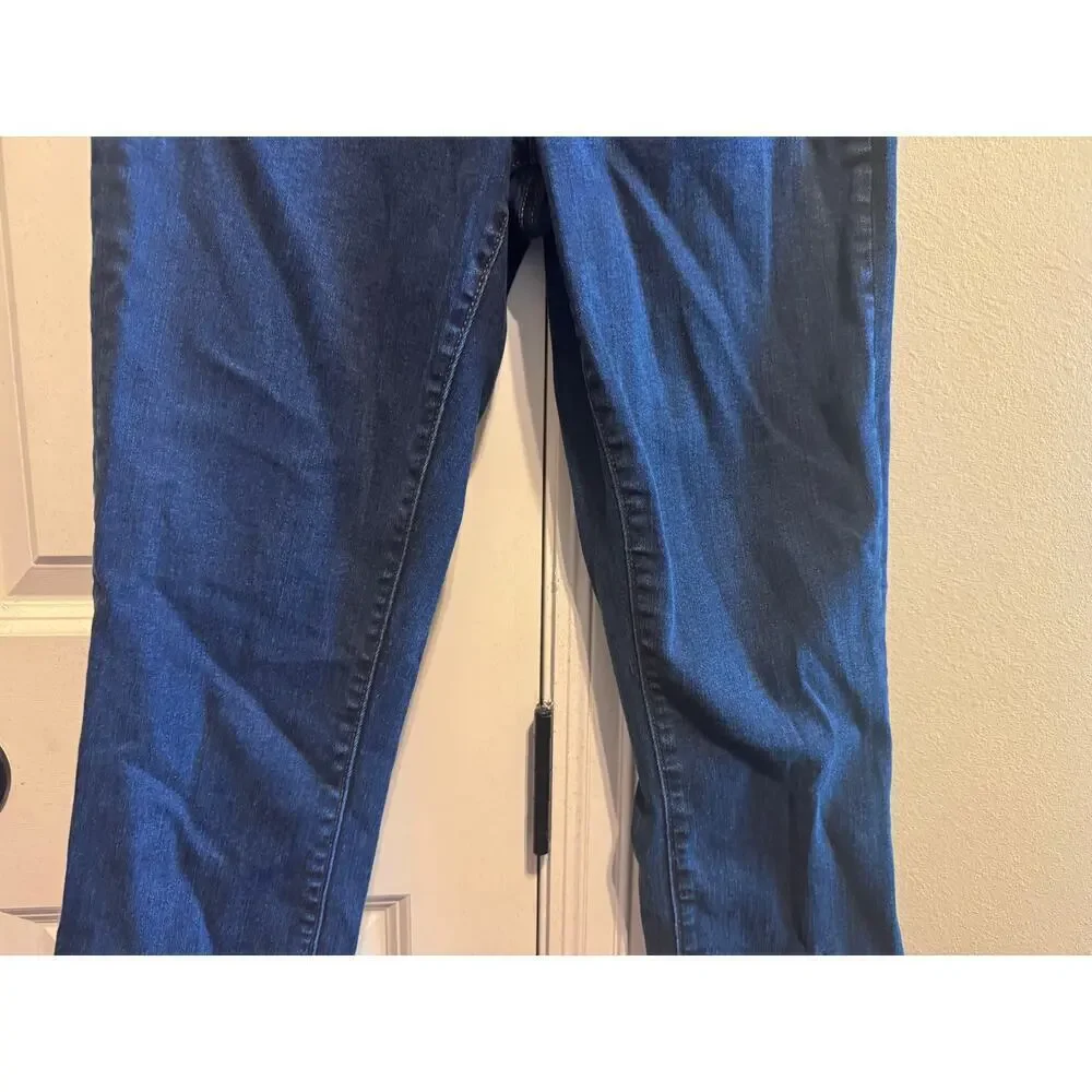 Lands' End Women's Mid Rise Straight Leg Blue Jeans Sz 2